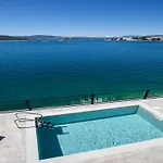 Simpleza - Six Bedroom With Private Pool And Jacuzzi Villa *
