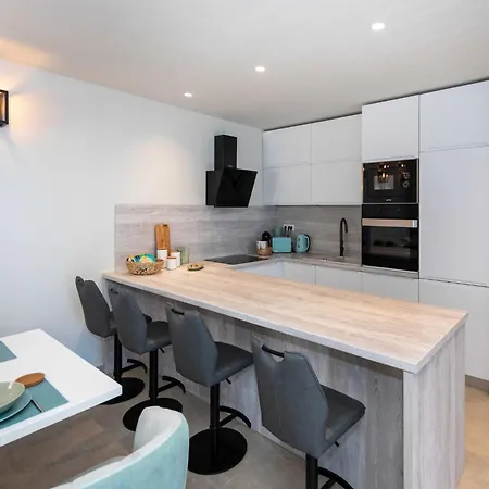 Simpleza - Six Bedroom With Private Pool And Jacuzzi Villa Klek