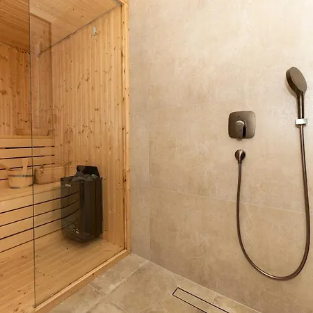 Simpleza - Six Bedroom With Private Pool And Jacuzzi
