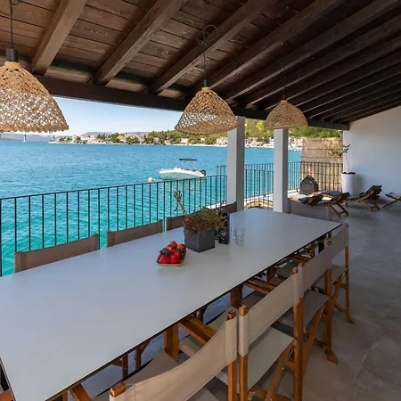 Simpleza - Six Bedroom With Private Pool And Jacuzzi Villa Klek