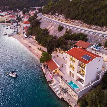 Simpleza - Six Bedroom With Private Pool And Jacuzzi 别墅 *
