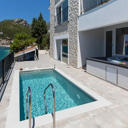 Simpleza - Six Bedroom With Private Pool And Jacuzzi Villa Klek
