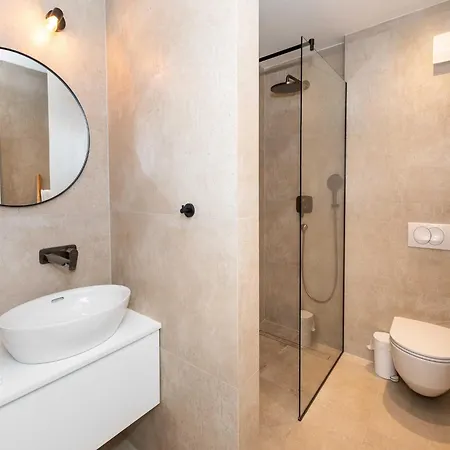 Simpleza - Six Bedroom With Private Pool And Jacuzzi