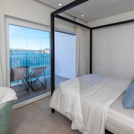 Simpleza - Six Bedroom With Private Pool And Jacuzzi * Klek