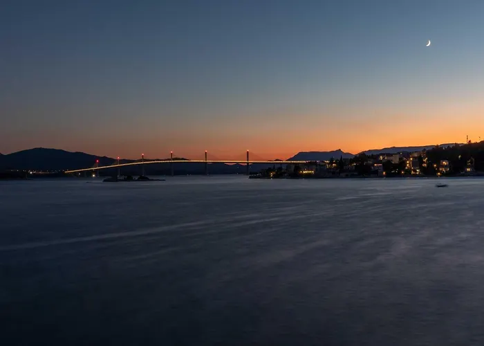 Simpleza - Six Bedroom With Private Pool And Jacuzzi