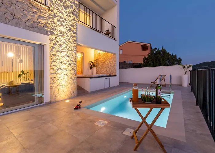 Simpleza - Six Bedroom With Private Pool And Jacuzzi Klek