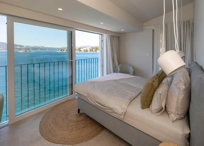 Villa Simpleza - Six Bedroom With Private Pool And Jacuzzi Klek