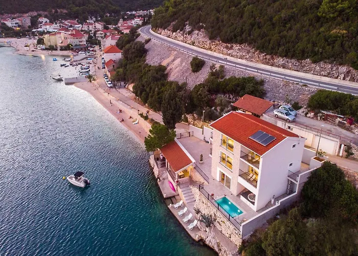 Simpleza - Six Bedroom With Private Pool And Jacuzzi Villa *