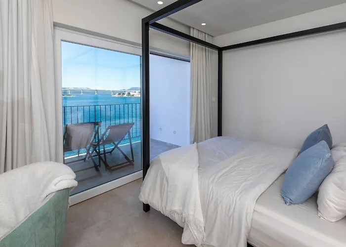 Simpleza - Six Bedroom With Private Pool And Jacuzzi * Klek